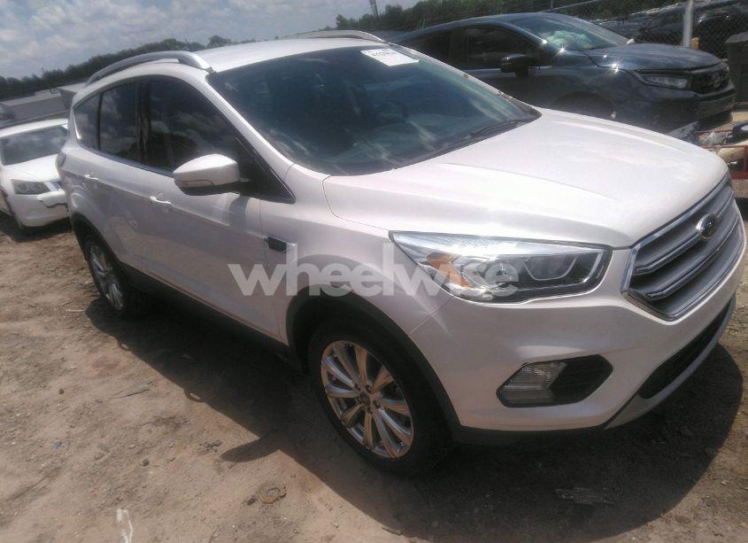 2017 Ford Escape TITANIUM (VIN 1FMCU0JD0HUB19542) main photo