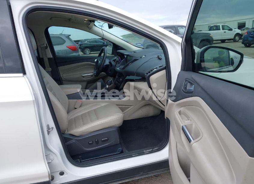 Photo 5 of 2017 Ford Escape TITANIUM (VIN 1FMCU0JD0HUC24209)