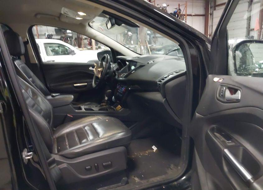 Photo 5 of 2017 Ford Escape TITANIUM (VIN 1FMCU0JD0HUE70421)