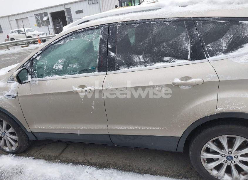 Photo 14 of 2017 Ford Escape TITANIUM (VIN 1FMCU0JD1HUE01124)