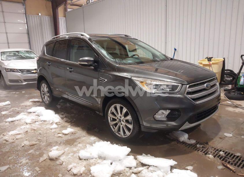 2017 Ford Escape TITANIUM (VIN 1FMCU0JD1HUE22023) main photo
