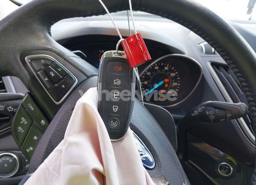 Photo 11 of 2017 Ford Escape TITANIUM (VIN 1FMCU0JD2HUA30720)