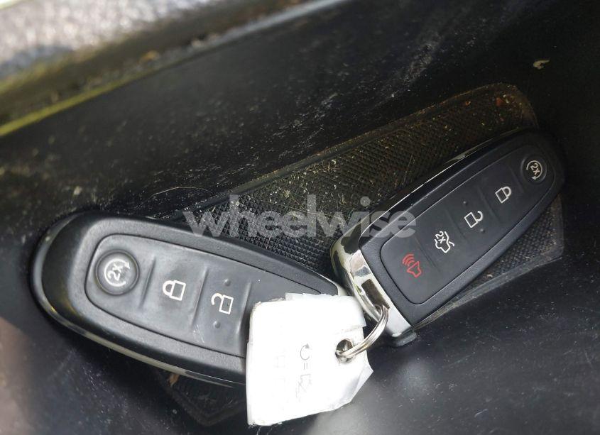 Photo 11 of 2017 Ford Escape TITANIUM (VIN 1FMCU0JD2HUA74328)