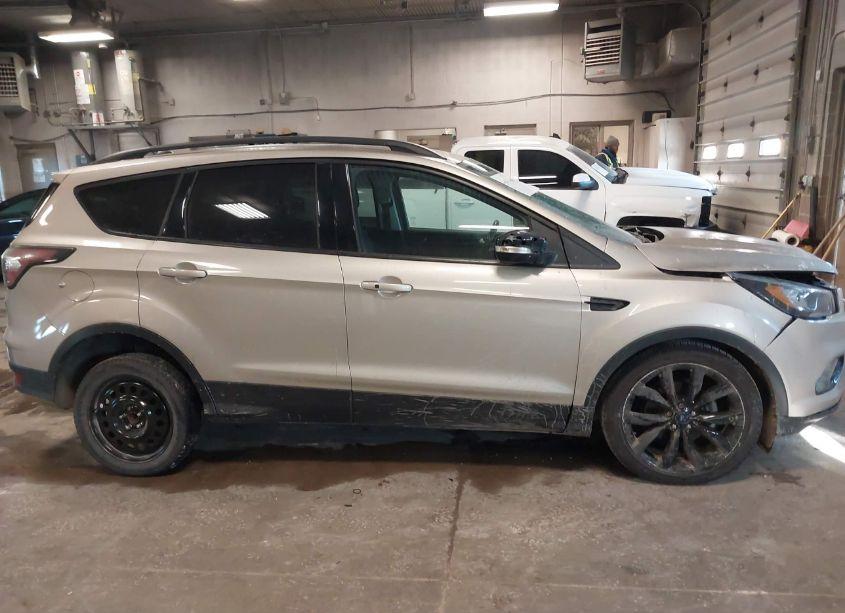 Photo 13 of 2017 Ford Escape TITANIUM (VIN 1FMCU0JD2HUB37900)