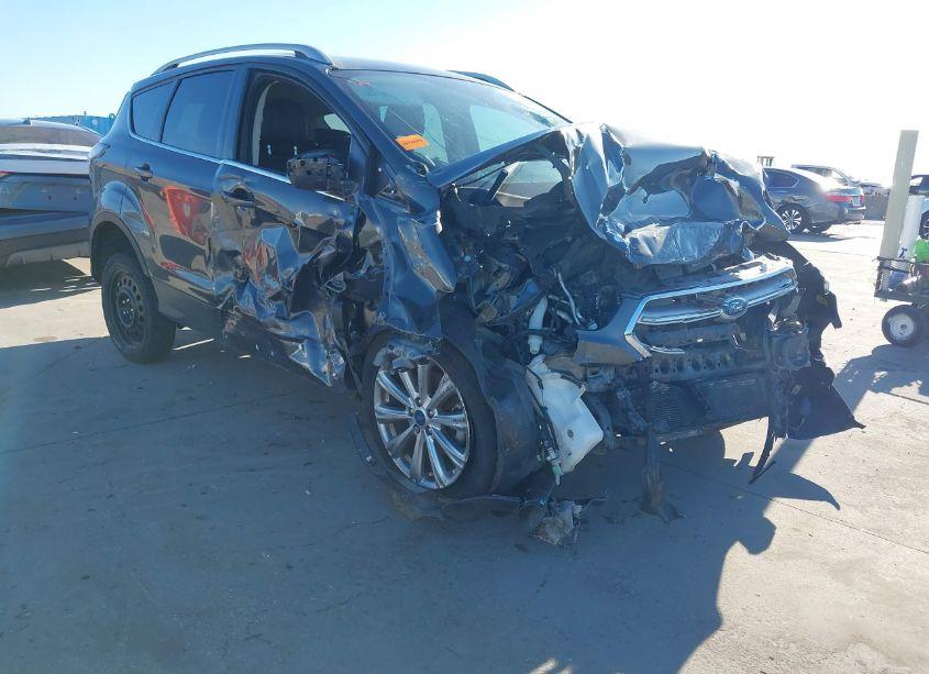 2017 Ford Escape TITANIUM (VIN 1FMCU0JD2HUB79693) main photo