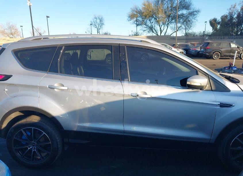 Photo 14 of 2017 Ford Escape TITANIUM (VIN 1FMCU0JD2HUC90311)