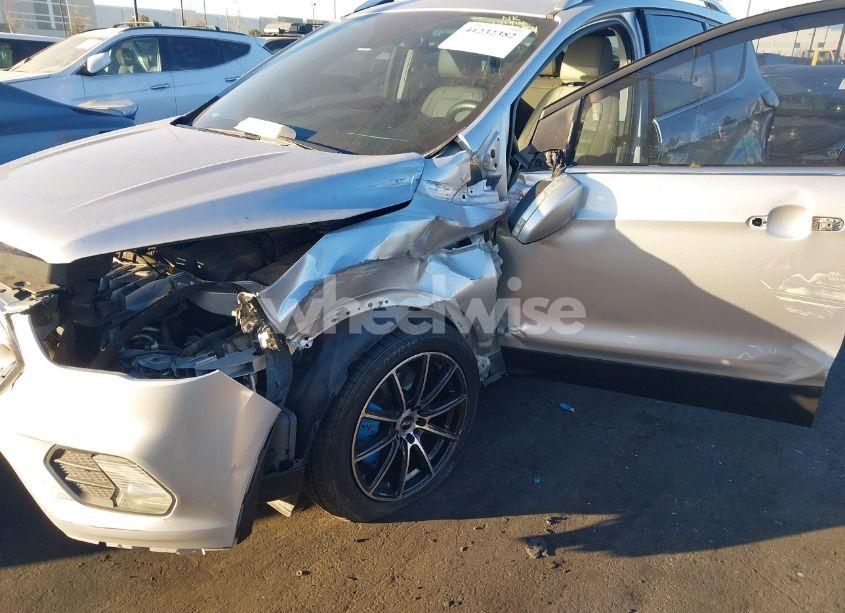 Photo 6 of 2017 Ford Escape TITANIUM (VIN 1FMCU0JD2HUC90311)