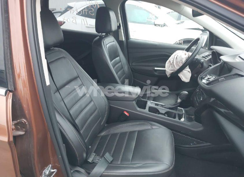 Photo 5 of 2017 Ford Escape TITANIUM (VIN 1FMCU0JD2HUD51981)