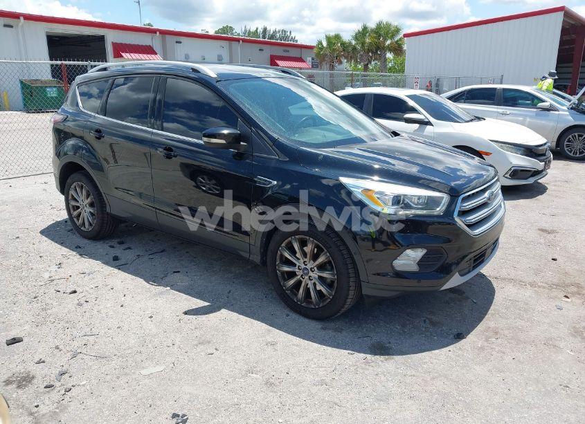 2017 Ford Escape TITANIUM (VIN 1FMCU0JD2HUF02415) main photo