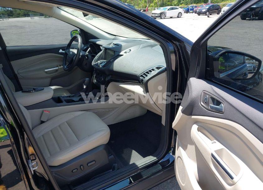 Photo 5 of 2017 Ford Escape TITANIUM (VIN 1FMCU0JD2HUF02415)