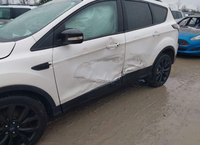 Photo 6 of 2017 Ford Escape TITANIUM (VIN 1FMCU0JD3HUA48949)