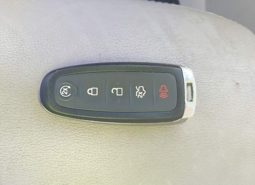 Photo 11 of 2017 Ford Escape TITANIUM (VIN 1FMCU0JD4HUB06065)