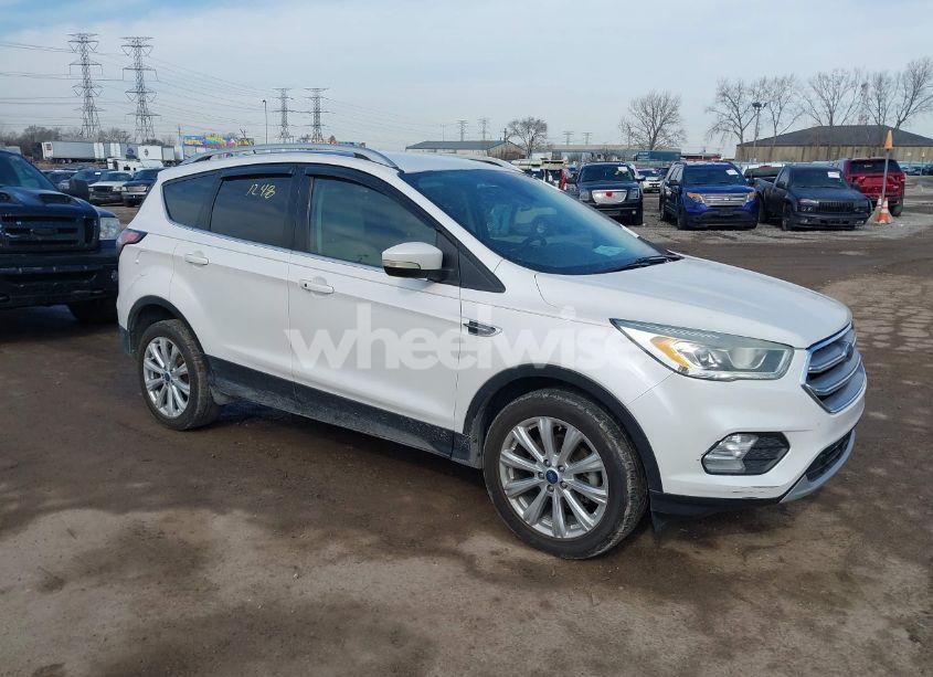 2017 Ford Escape TITANIUM (VIN 1FMCU0JD4HUD74274) main photo