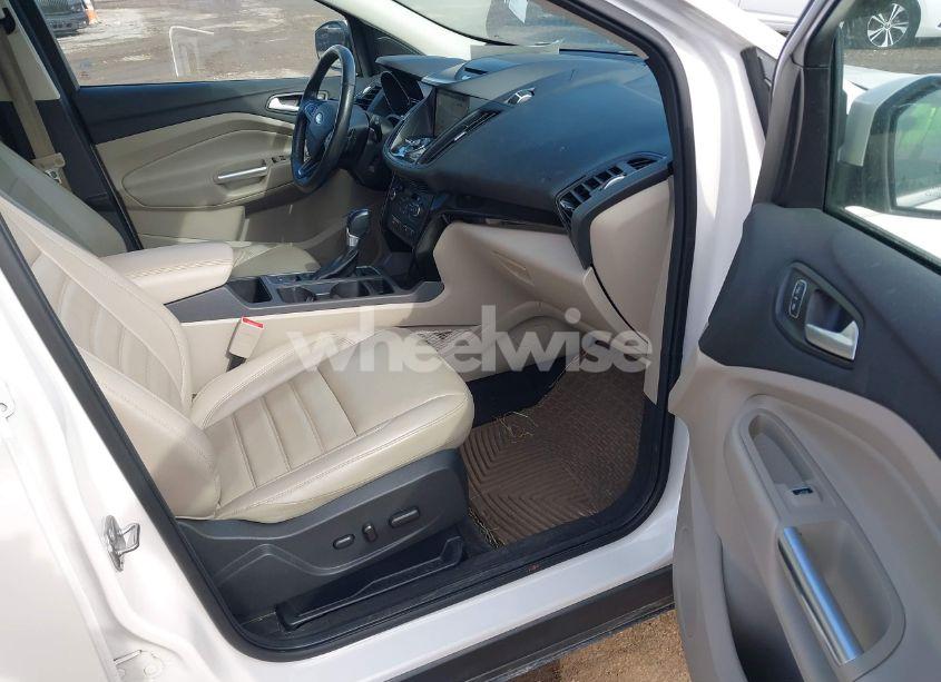 Photo 5 of 2017 Ford Escape TITANIUM (VIN 1FMCU0JD4HUD74274)