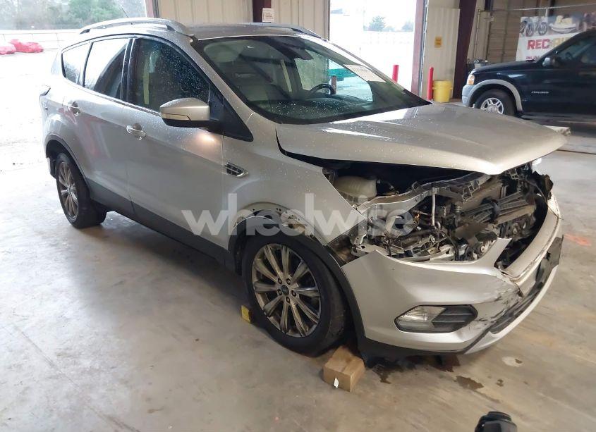 2017 Ford Escape TITANIUM (VIN 1FMCU0JD4HUD75912) main photo