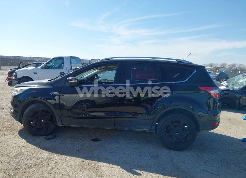 Photo 14 of 2017 Ford Escape TITANIUM (VIN 1FMCU0JD4HUE33727)