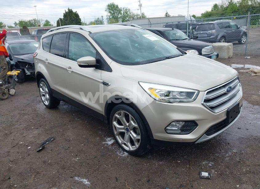 2017 Ford Escape TITANIUM (VIN 1FMCU0JD5HUB15132) main photo