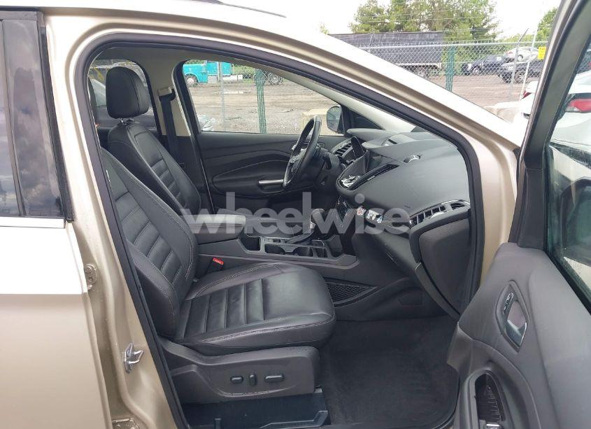 Photo 5 of 2017 Ford Escape TITANIUM (VIN 1FMCU0JD5HUB15132)