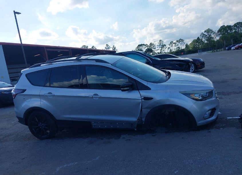 Photo 14 of 2017 Ford Escape TITANIUM (VIN 1FMCU0JD6HUC19077)