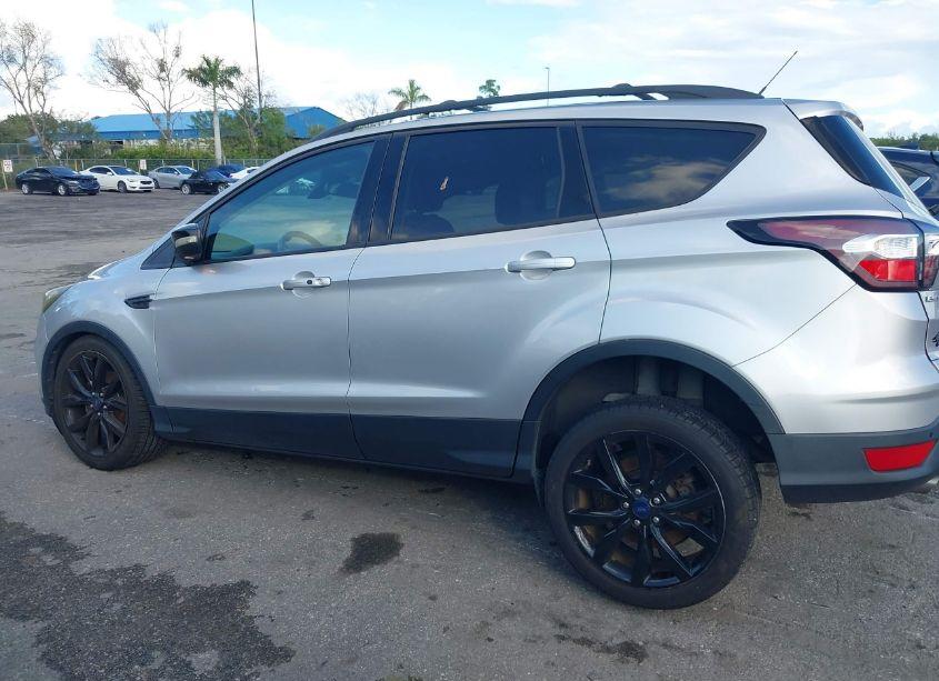 Photo 15 of 2017 Ford Escape TITANIUM (VIN 1FMCU0JD6HUC19077)