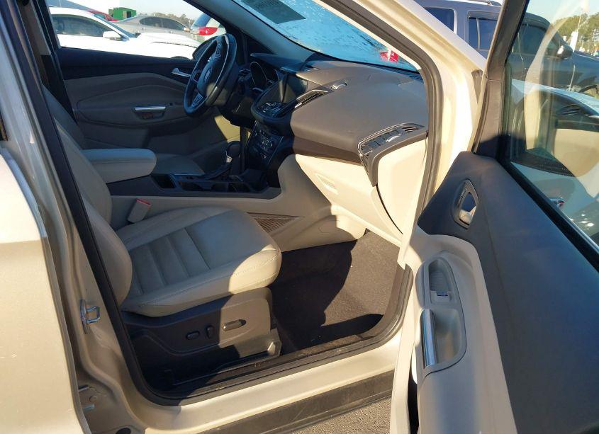 Photo 5 of 2017 Ford Escape TITANIUM (VIN 1FMCU0JD6HUC42598)