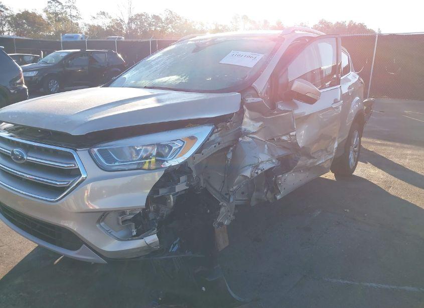 Photo 6 of 2017 Ford Escape TITANIUM (VIN 1FMCU0JD6HUC42598)