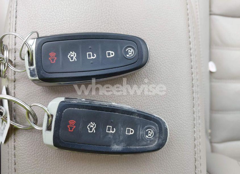 Photo 11 of 2017 Ford Escape TITANIUM (VIN 1FMCU0JD6HUC59241)