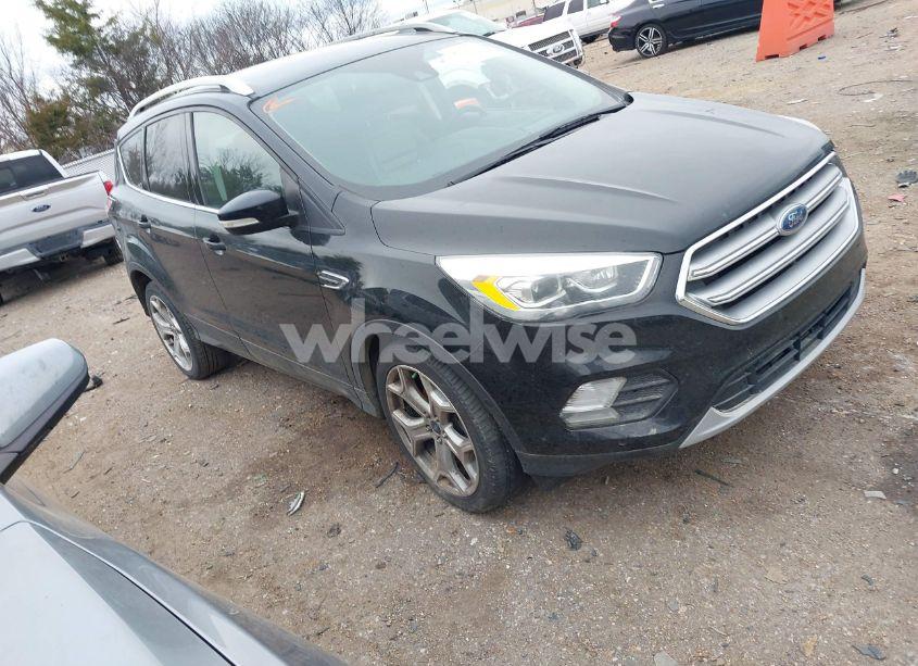 2017 Ford Escape TITANIUM (VIN 1FMCU0JD6HUD86801) main photo