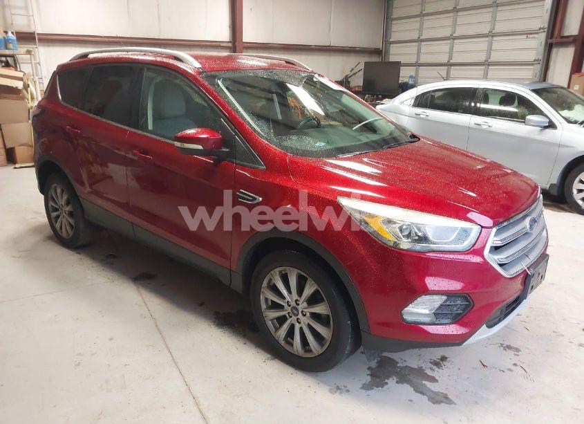 2017 Ford Escape TITANIUM (VIN 1FMCU0JD7HUC07715) main photo