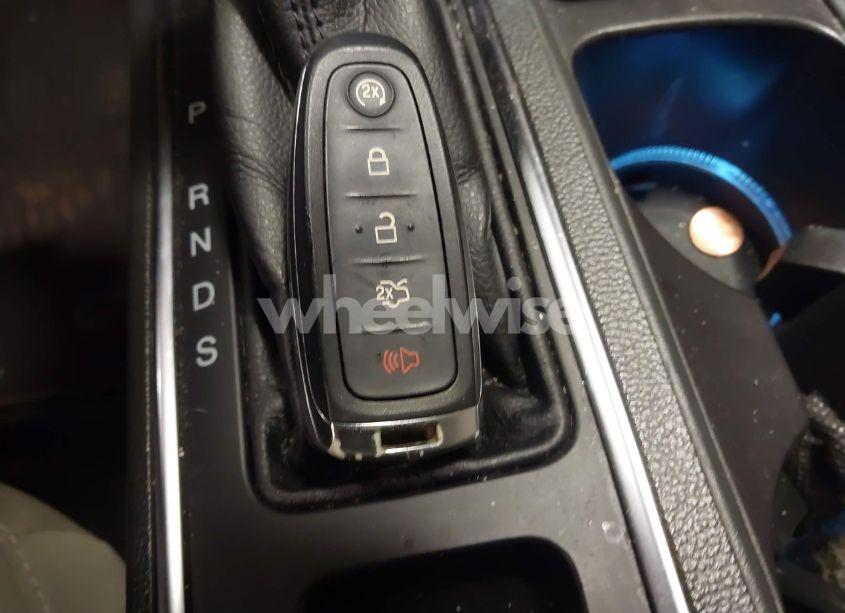 Photo 11 of 2017 Ford Escape TITANIUM (VIN 1FMCU0JD7HUC07715)