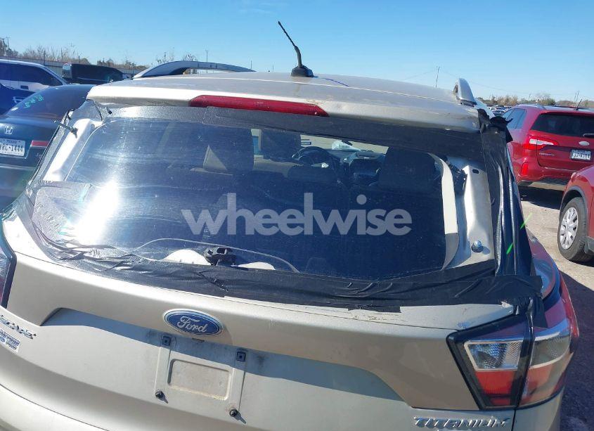 Photo 19 of 2017 Ford Escape TITANIUM (VIN 1FMCU0JD7HUE46911)