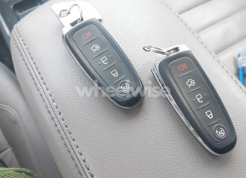 Photo 11 of 2017 Ford Escape TITANIUM (VIN 1FMCU0JD8HUC76915)