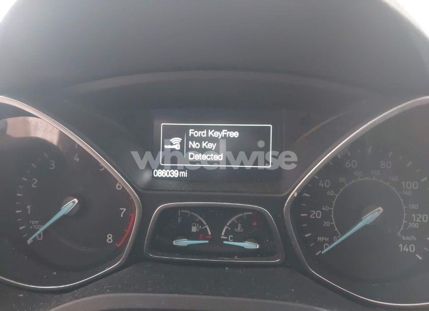 Photo 7 of 2017 Ford Escape TITANIUM (VIN 1FMCU0JD8HUC76915)