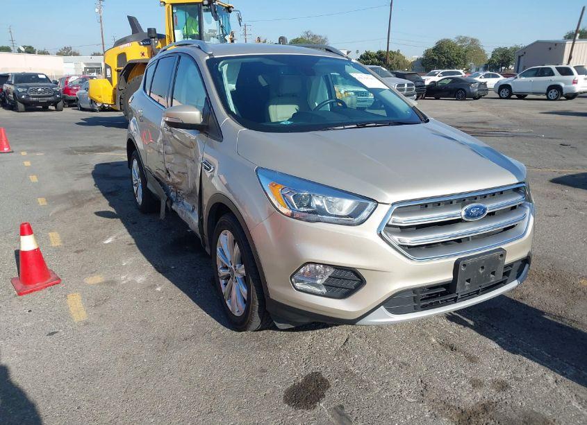 2017 Ford Escape TITANIUM (VIN 1FMCU0JD8HUD42413) main photo