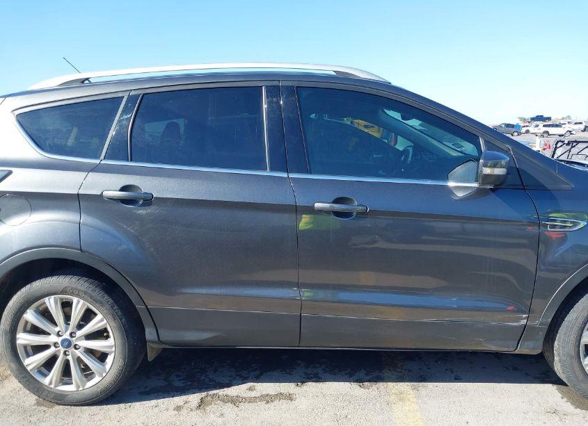 Photo 13 of 2017 Ford Escape TITANIUM (VIN 1FMCU0JD9HUA32108)