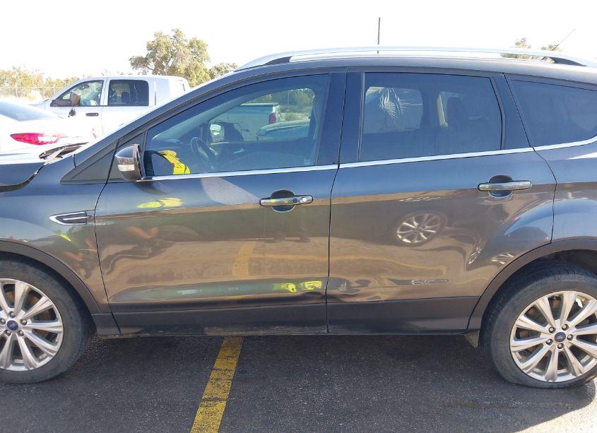 Photo 14 of 2017 Ford Escape TITANIUM (VIN 1FMCU0JD9HUA32108)