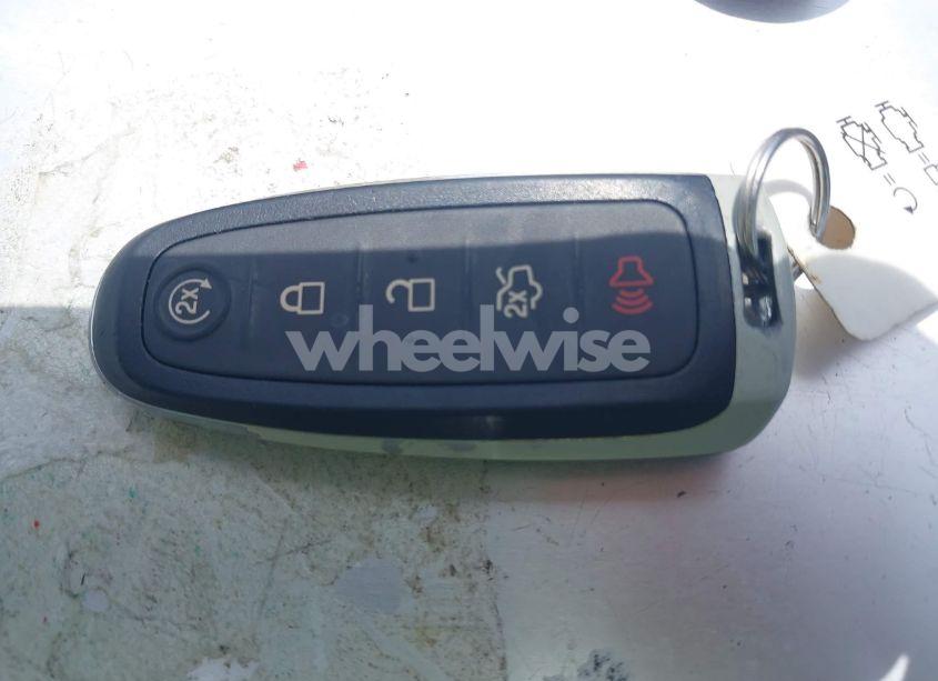 Photo 11 of 2017 Ford Escape TITANIUM (VIN 1FMCU0JD9HUC90208)