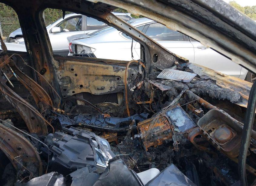 Photo 5 of 2017 Ford Escape TITANIUM (VIN 1FMCU0JDXHUD52506)