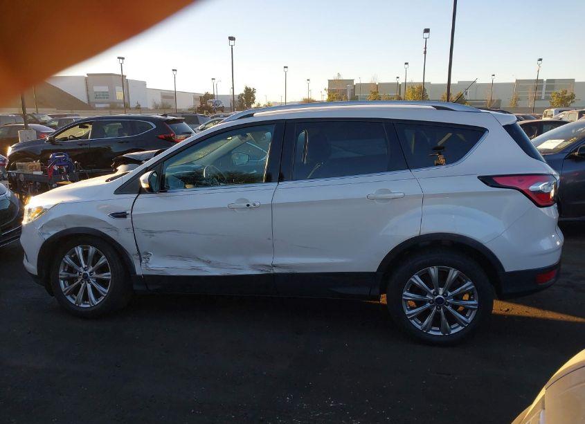 Photo 14 of 2017 Ford Escape TITANIUM (VIN 1FMCU0JDXHUD84534)