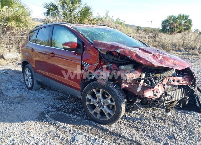 2015 Ford Escape TITANIUM (VIN 1FMCU0JX1FUB25101) main photo