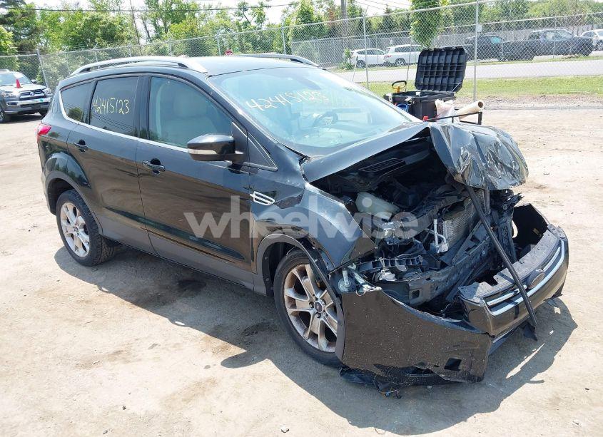 2014 Ford Escape TITANIUM (VIN 1FMCU0JX2EUA19786) main photo