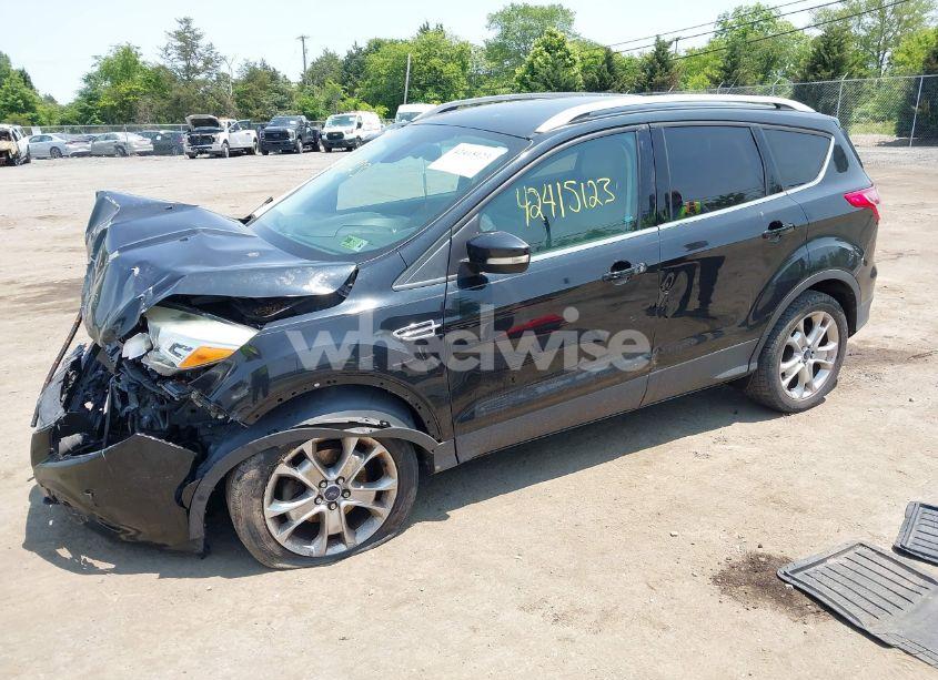 Photo 2 of 2014 Ford Escape TITANIUM (VIN 1FMCU0JX2EUA19786)
