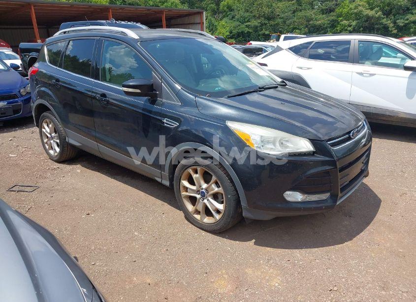 2014 Ford Escape TITANIUM (VIN 1FMCU0JX2EUC64541) main photo