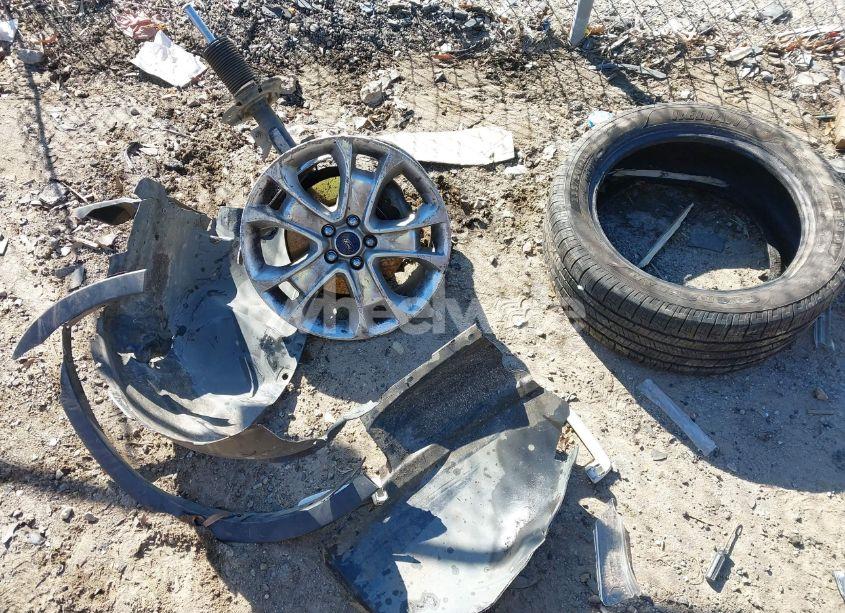 Photo 12 of 2016 Ford Escape TITANIUM (VIN 1FMCU0JX3GUC05212)