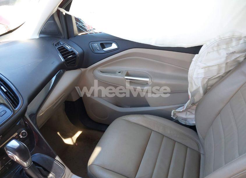 Photo 5 of 2016 Ford Escape TITANIUM (VIN 1FMCU0JX3GUC05212)