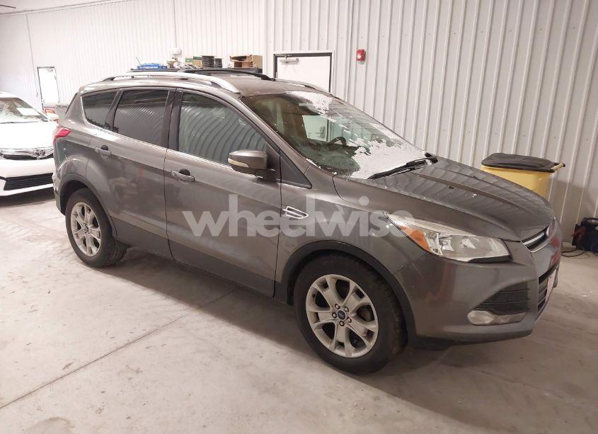 2014 Ford Escape TITANIUM (VIN 1FMCU0JX4EUC34490) main photo