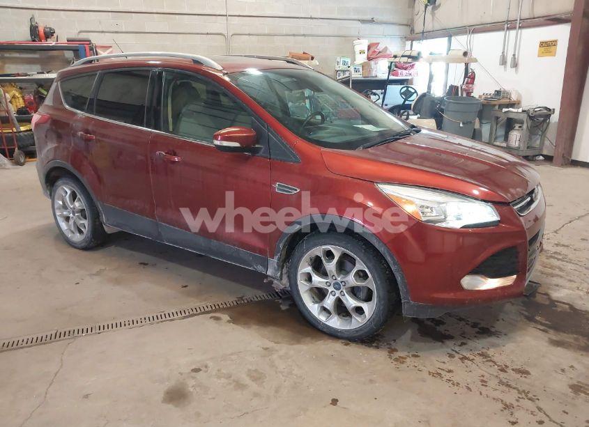 2015 Ford Escape TITANIUM (VIN 1FMCU0JX4FUA60082) main photo