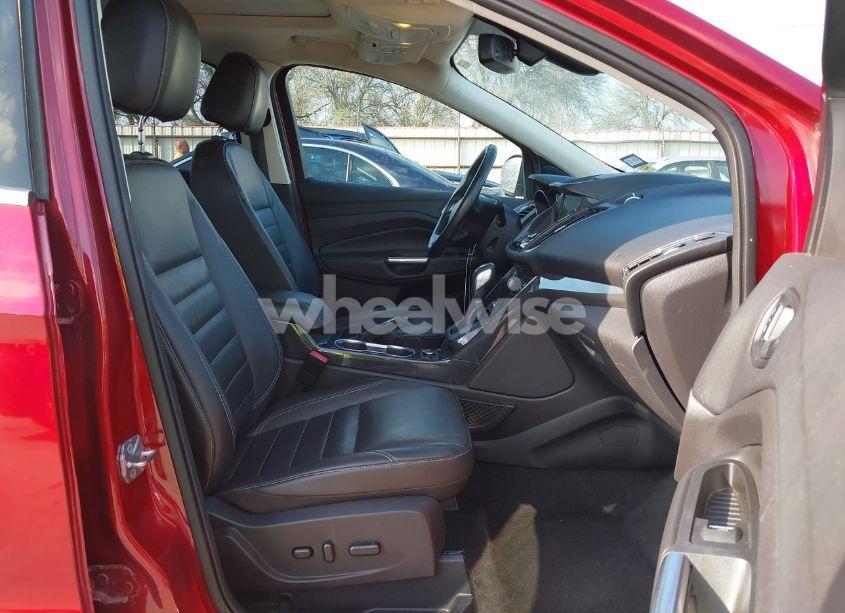 Photo 5 of 2016 Ford Escape TITANIUM (VIN 1FMCU0JX4GUB06902)