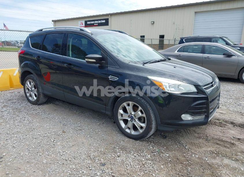 2015 Ford Escape TITANIUM (VIN 1FMCU0JX5FUB45531) main photo