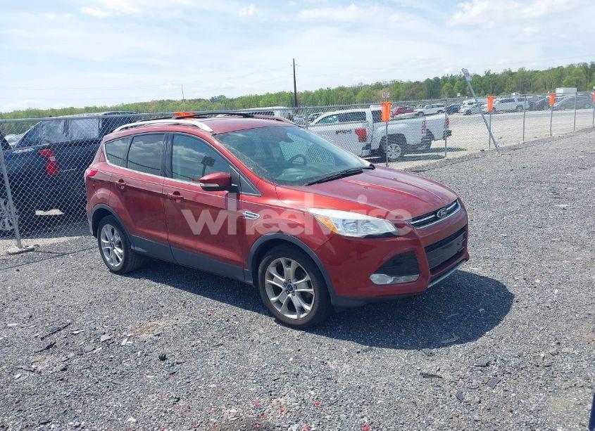 2015 Ford Escape TITANIUM (VIN 1FMCU0JX5FUB77475) main photo
